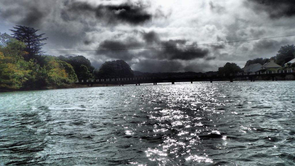 Menai Bridge Islands - camera setting to sparkle
