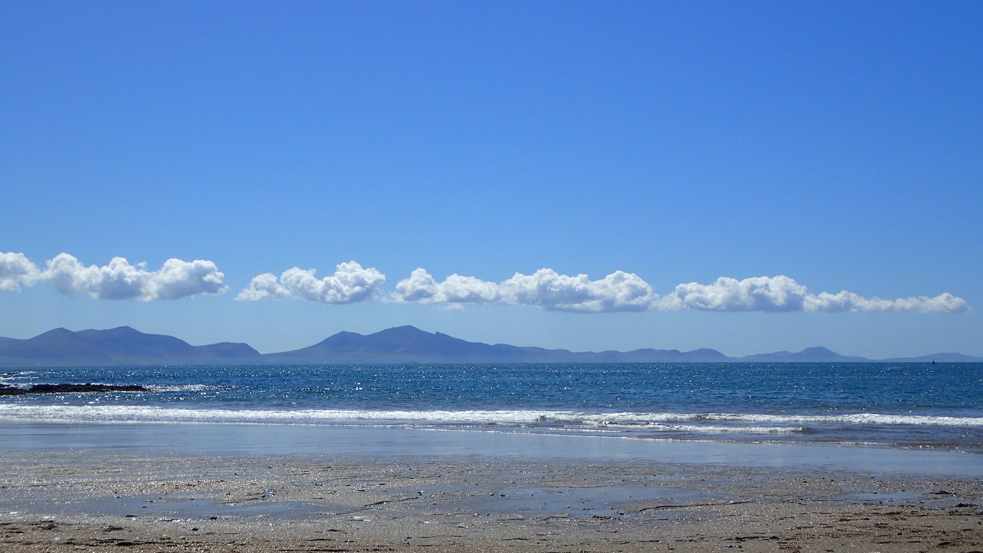 Looking down the Llyn